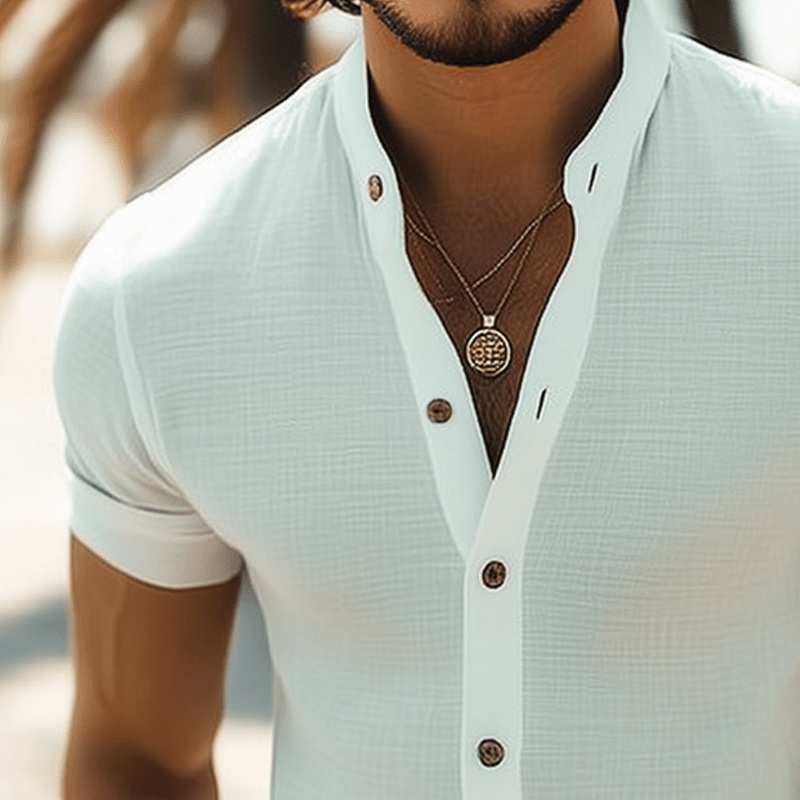 Herren Hemd Stehkragen Kurzarm | Lässiges Sommerhemd Leinenoptik weiß [ Herrenkollektion - Frühling & Sommer '25 - Hemden ] 156 - Herren Hemd Stehkragen Kurzarm Gratti Paris 